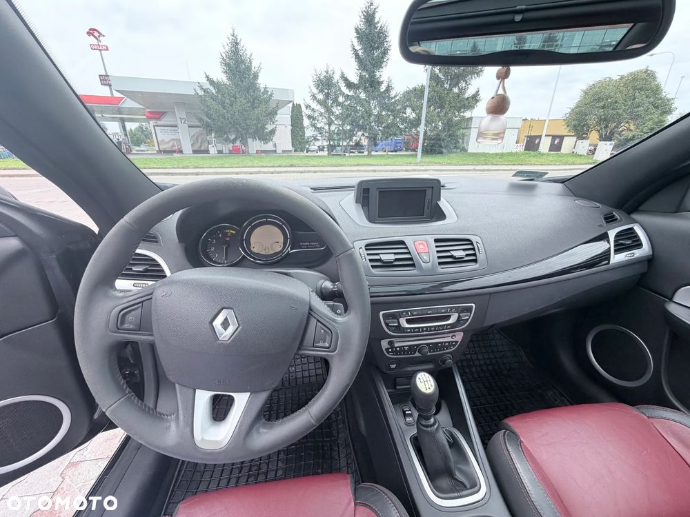 Renault Megane 1.9 dCi FAP Limited - 24