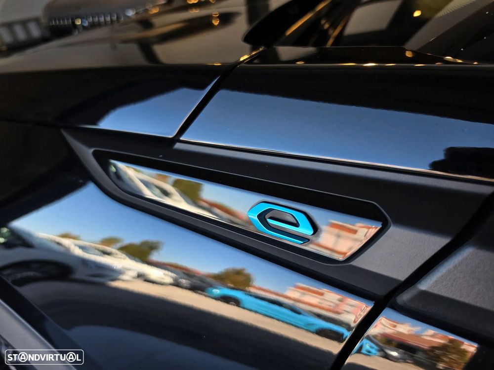 Peugeot e-2008 GT - 5