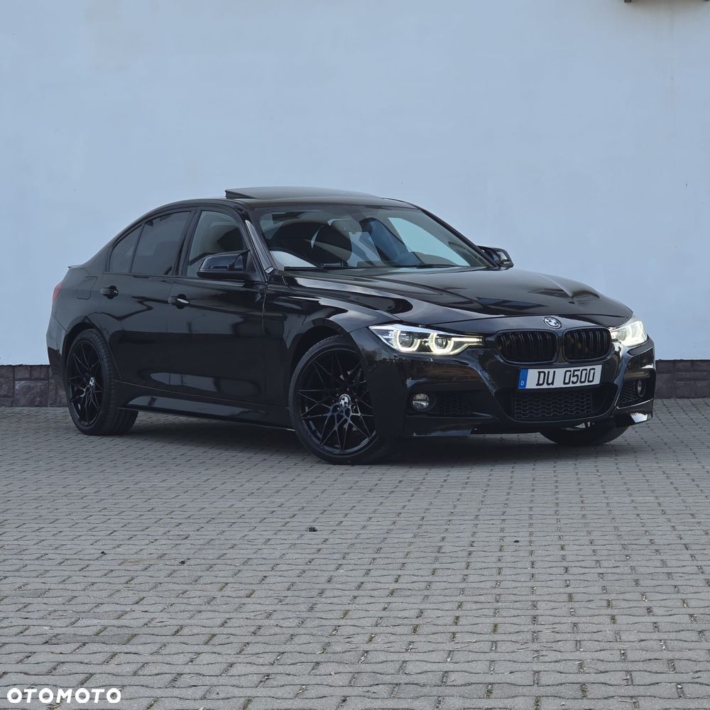 BMW Seria 3 330i xDrive M Sport - 8