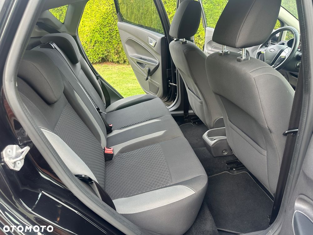 Ford Fiesta 1.25 Platinium X - 21