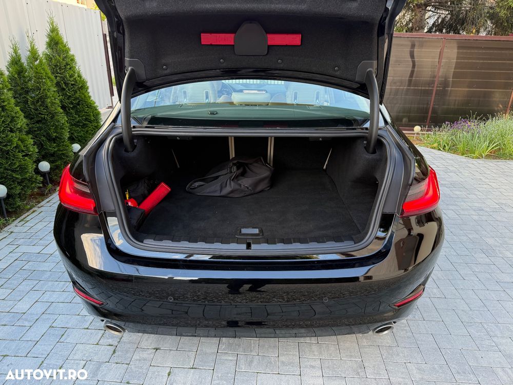 BMW Seria 3 330e xDrive AT PHEV - 23