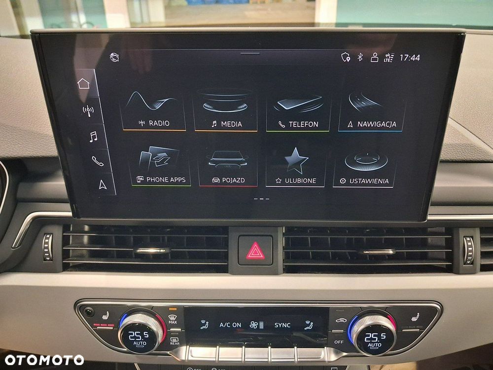 Audi A4 Limousine - 26