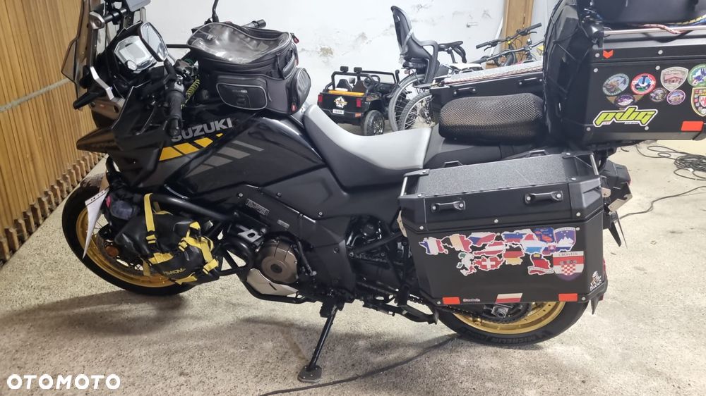 Suzuki V-STROM - 9