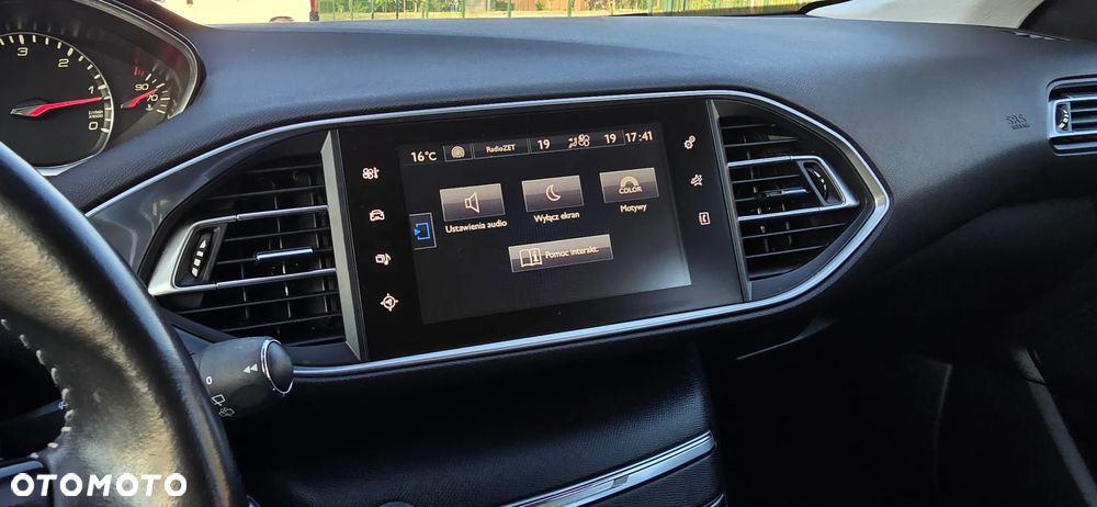Peugeot 308 1.6 BlueHDi Active S&S - 36