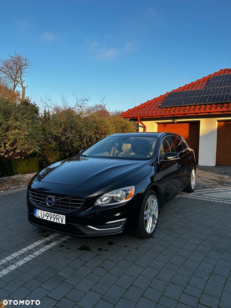 Volvo V60 T5 Drive-E Momentum - 3