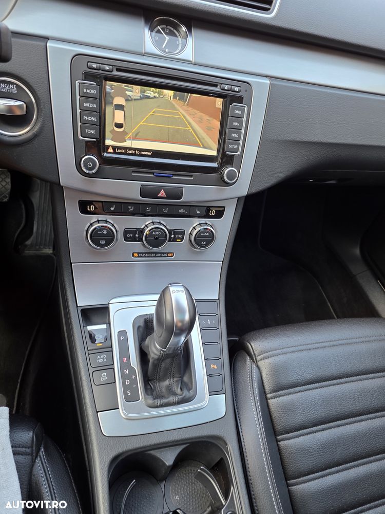 Volkswagen Passat CC - 29