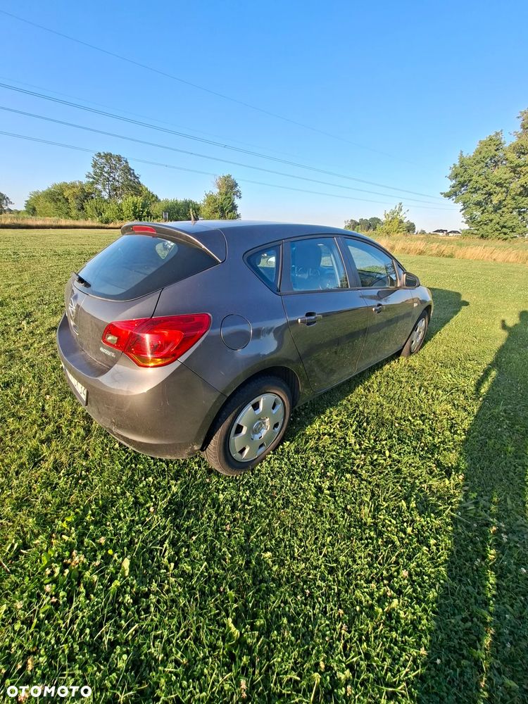 Opel Astra 1.4 Selection - 7