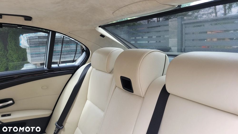 BMW Seria 5 - 11