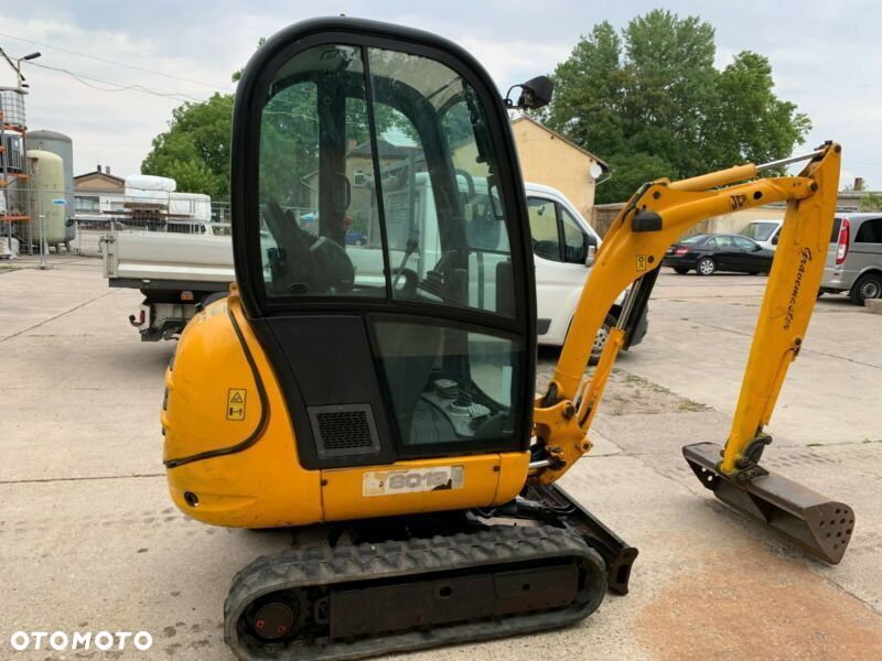 JCB 8018 - 6