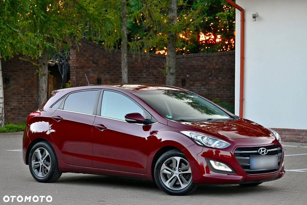 Hyundai i30 blue 1.6 GDI YES Gold - 9