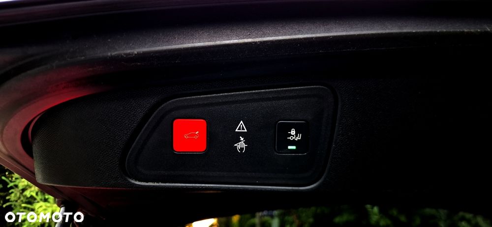 Peugeot 3008 BlueHDi 180 Stop & Start EAT8 GT - 34