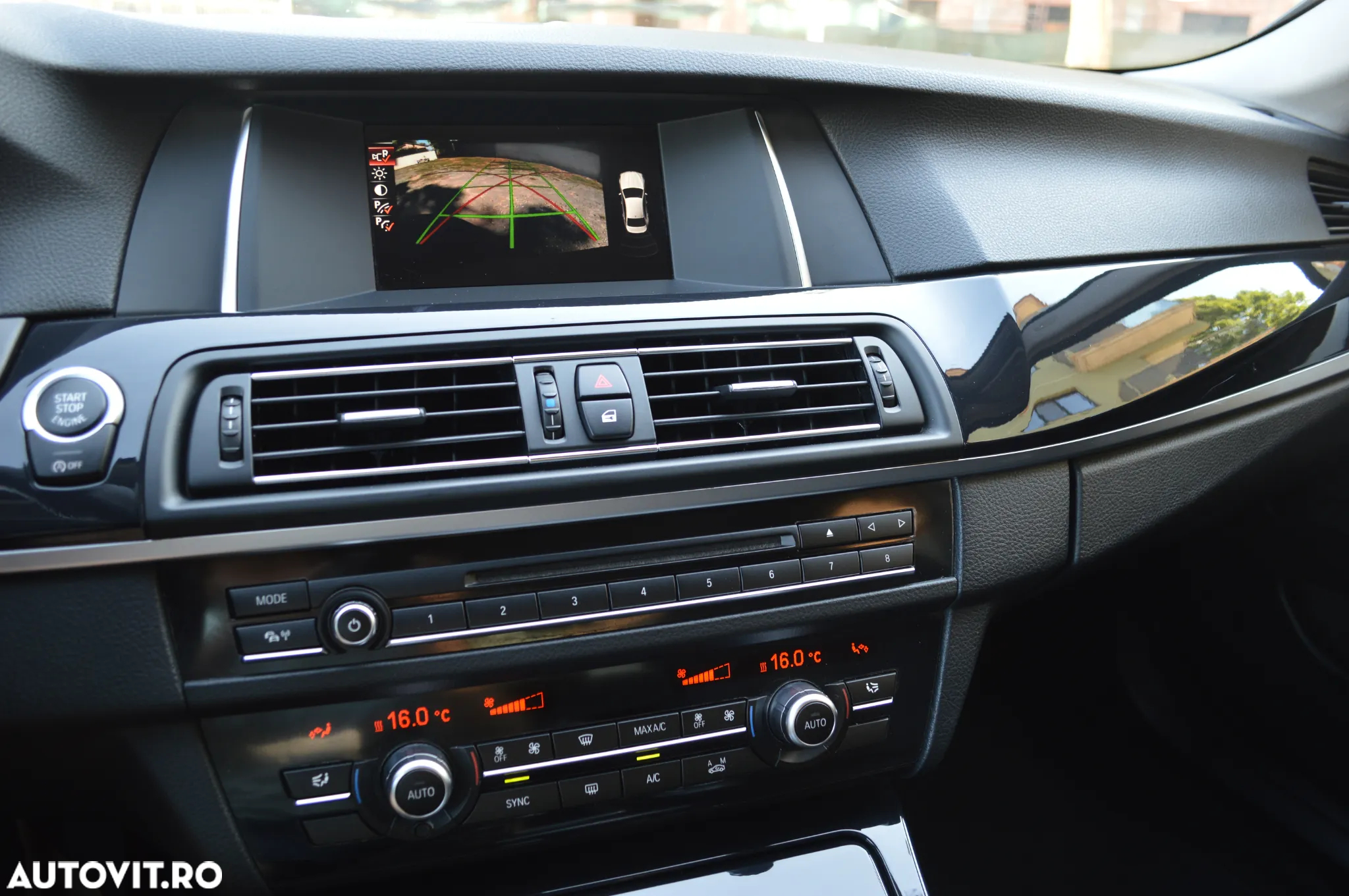 BMW Seria 5 520d Aut. Sport Line - 8