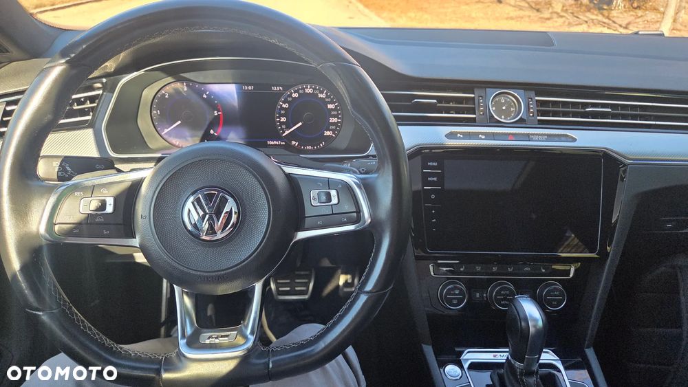 Volkswagen Arteon 2.0 TDI SCR 4Motion DSG R-Line Edition - 13