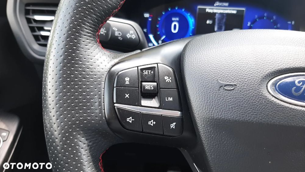 Ford Kuga 1.5 EcoBoost FWD ST-Line X - 22