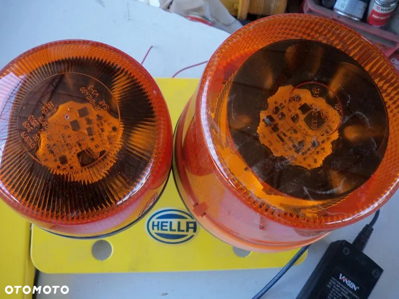 Gogut Lampy ostrzegawcze Led obrotowe 2RL 011 484 - 2