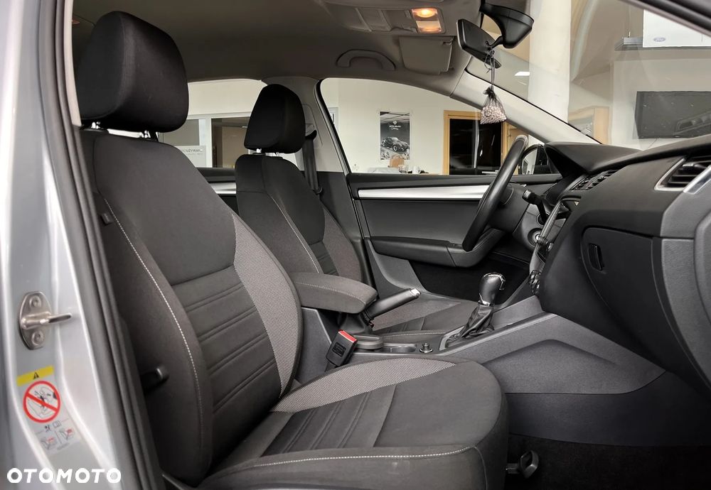 Skoda Octavia 1.5 TSI ACT Style DSG - 22