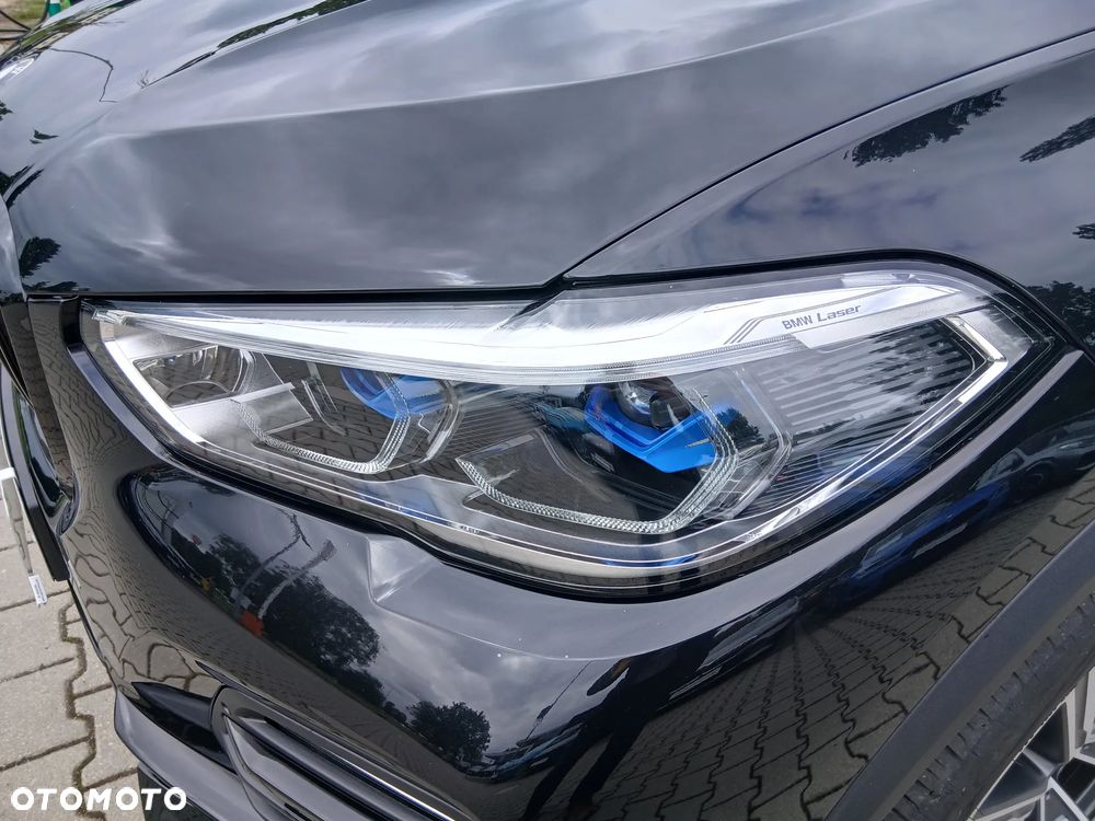 BMW X5 xDrive40d mHEV - 11