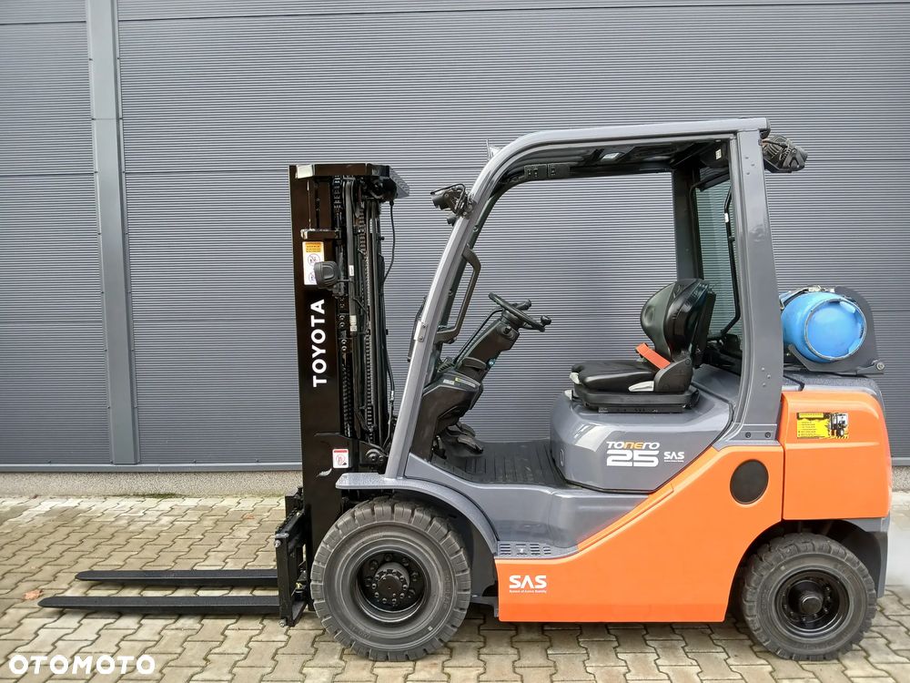 Toyota 02-8FGF25 - 9