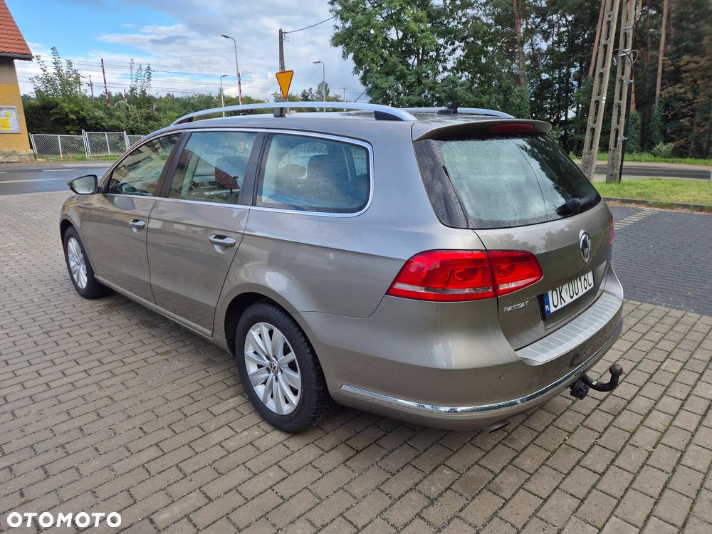 Volkswagen Passat 1.6 TDI Comfortline - 6