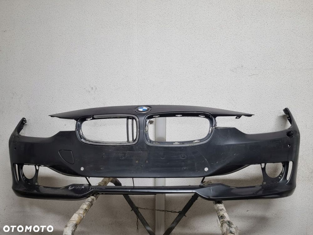 BMW F30 ZDERZAK PRZÓD PRZEDNI PDC SPRYSKI - 1