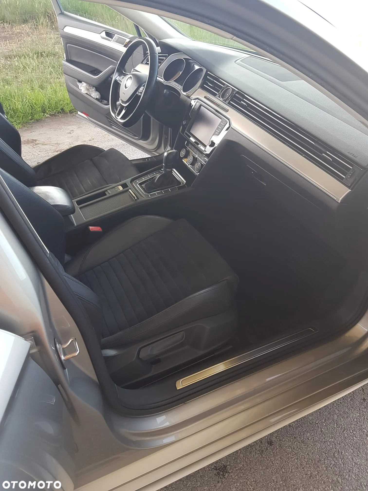 Volkswagen Passat 2.0 TDI BMT Highline DSG - 19