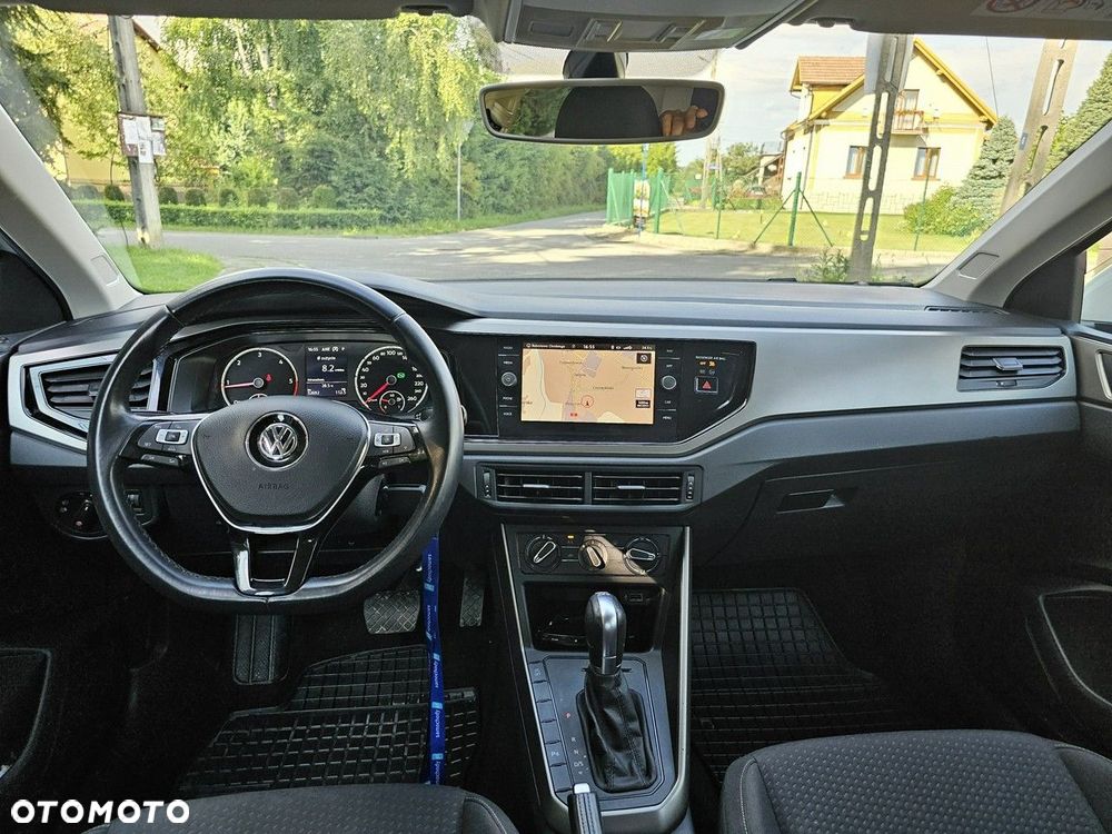 Volkswagen Polo - 10
