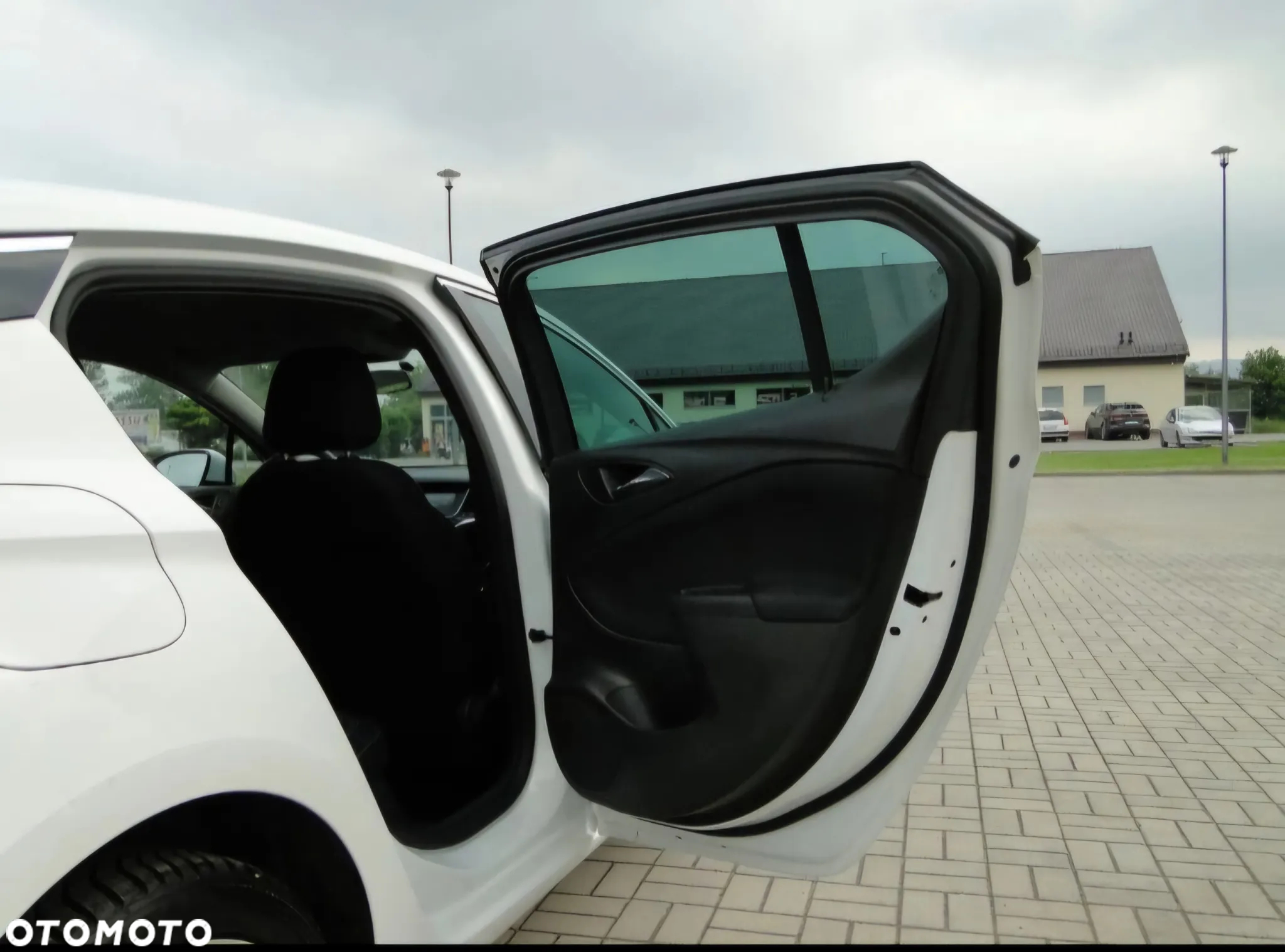 Opel Astra - 24