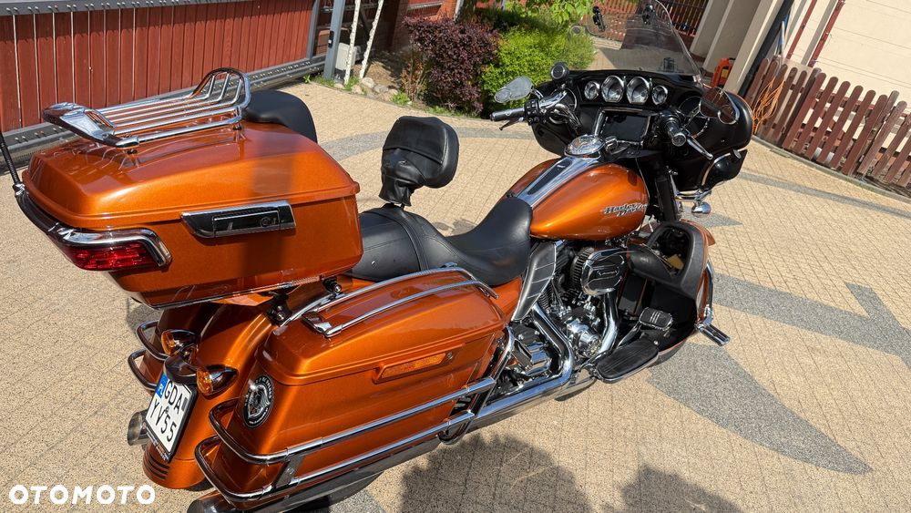 Harley-Davidson Touring Street Glide - 13