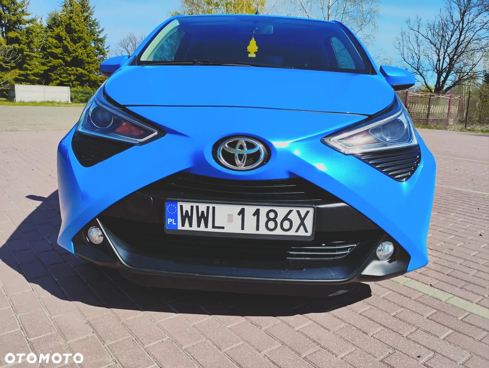 Toyota Aygo 1.0 VVT-i Color Edition - 2