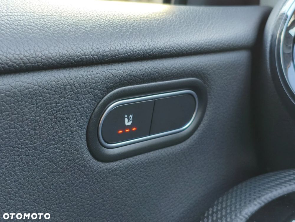 Mercedes-Benz Klasa A 180 d Edition 2021 - 9