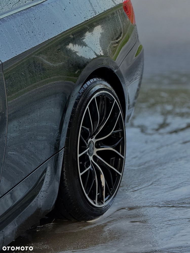 BMW Seria 3 320i - 10