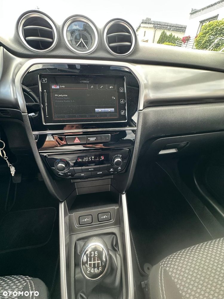 Suzuki Vitara 1.4 Boosterjet Hybrid Automatik Comfort - 15