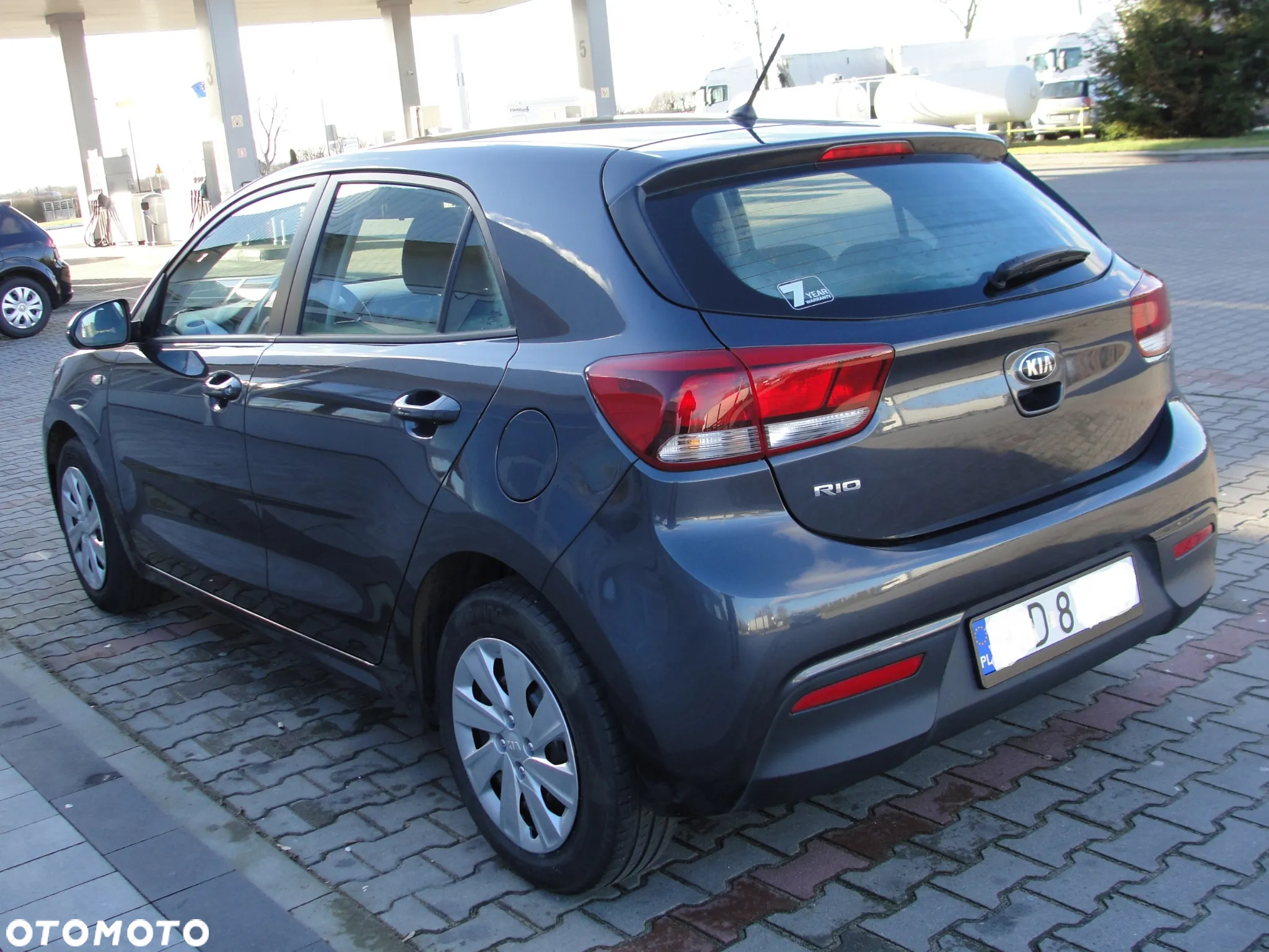 Kia Rio - 2