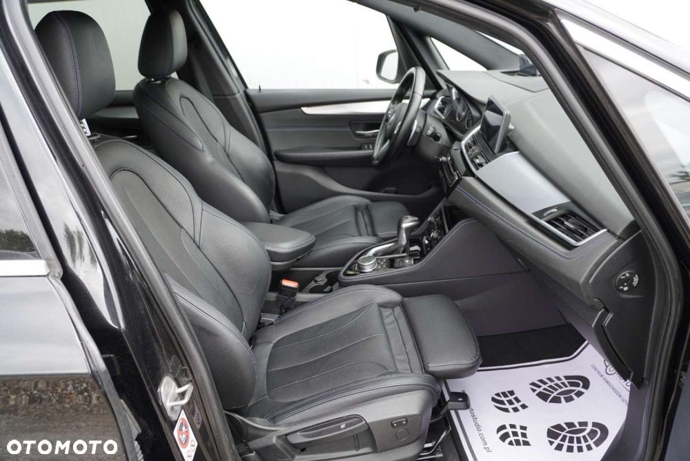 BMW Seria 2 218d Sport-Aut M Sport - 6