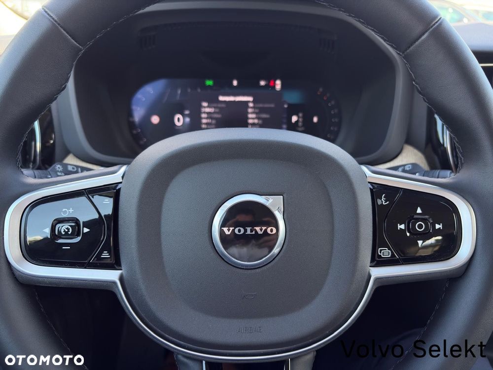 Volvo XC 60 - 18
