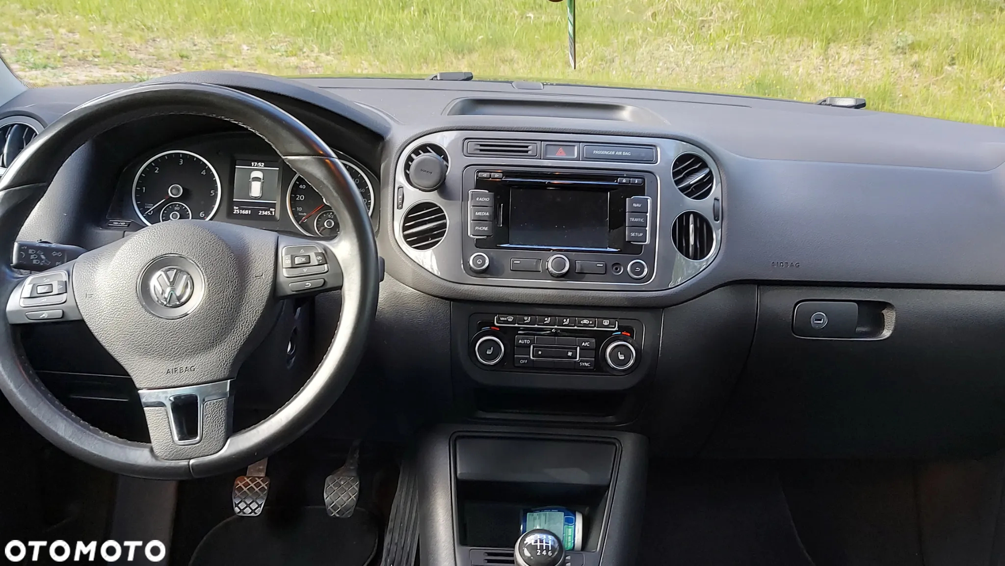 Volkswagen Tiguan - 10