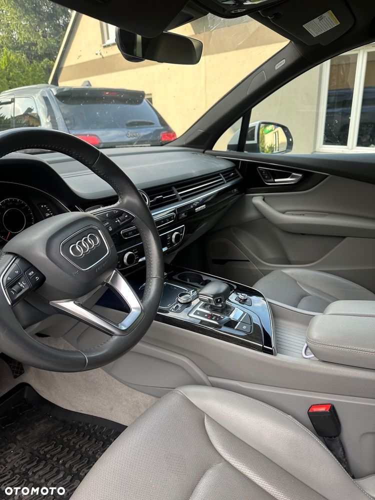 Audi Q7 - 34