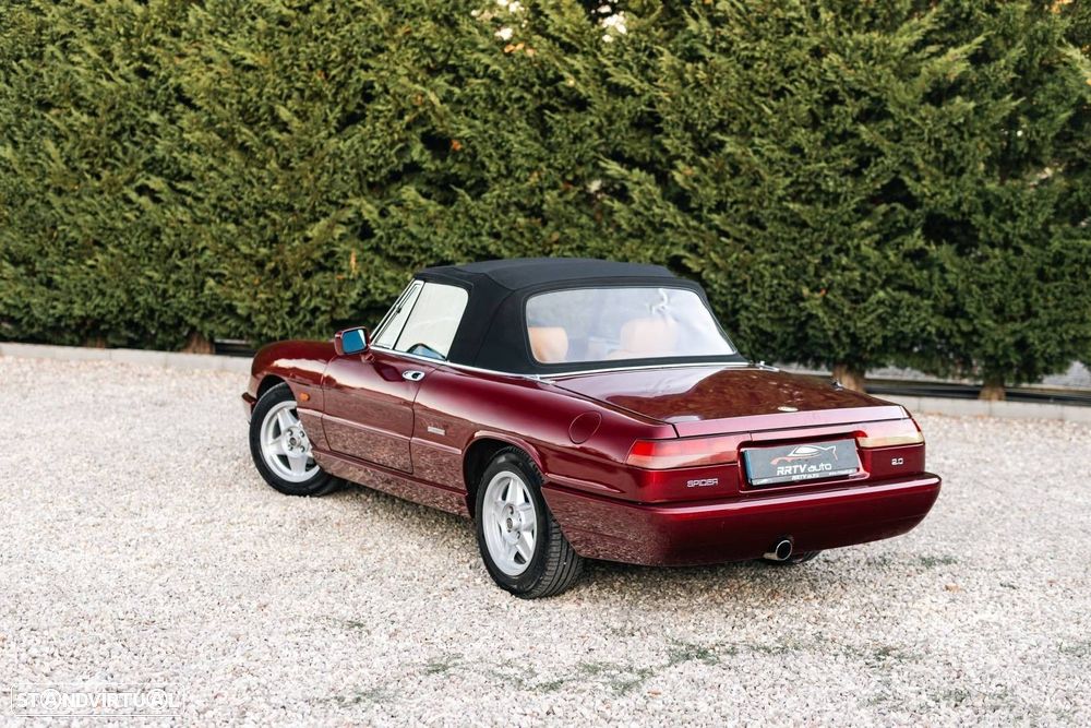 Alfa Romeo Spider 2.0 - 10