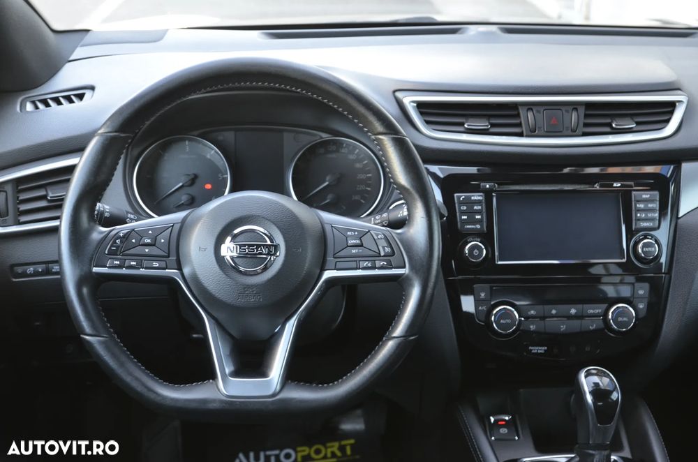 Nissan Qashqai 1.6 DCI Xtronic TEKNA+ - 14