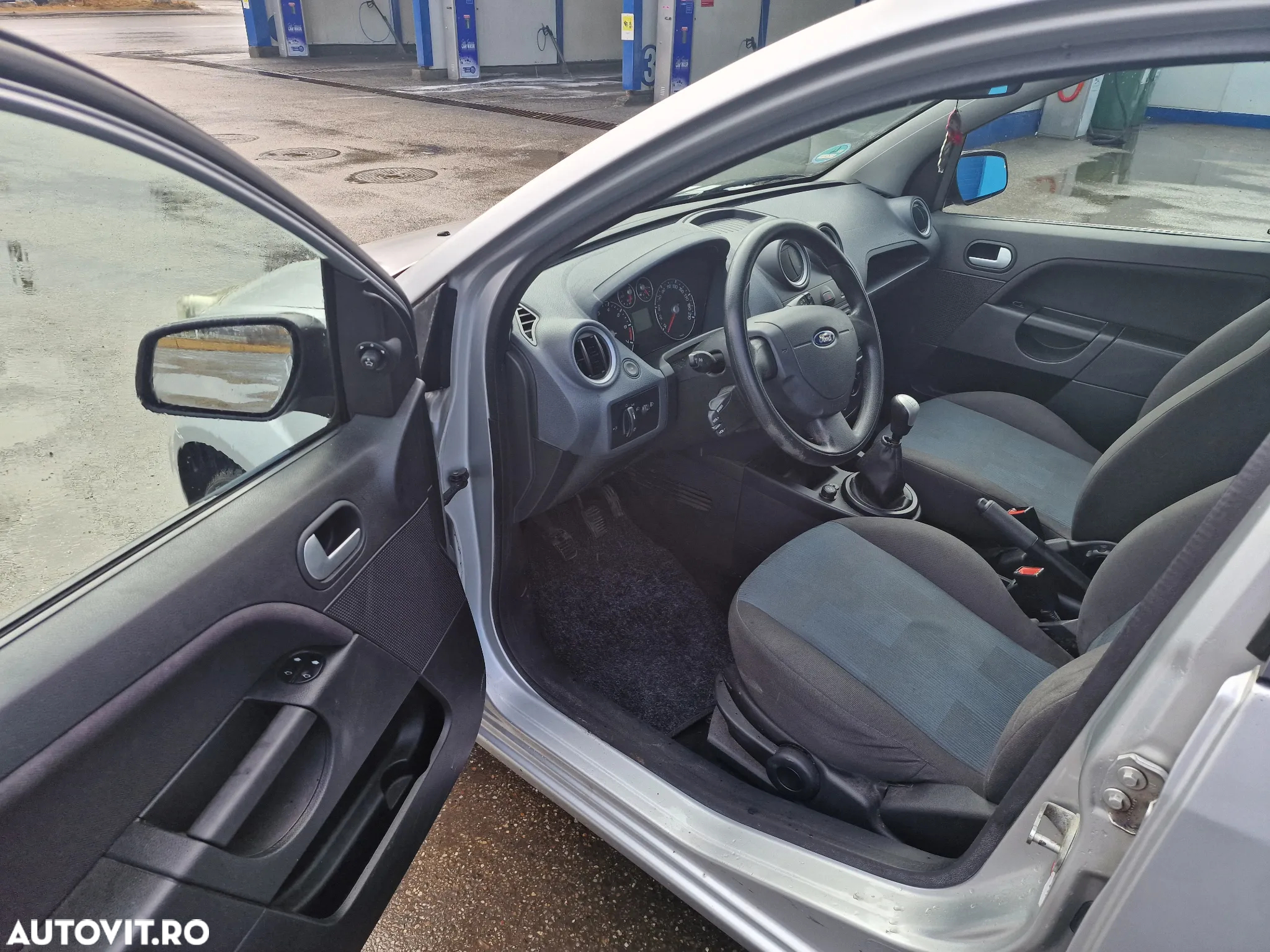 Ford Fiesta 1.4 - 5