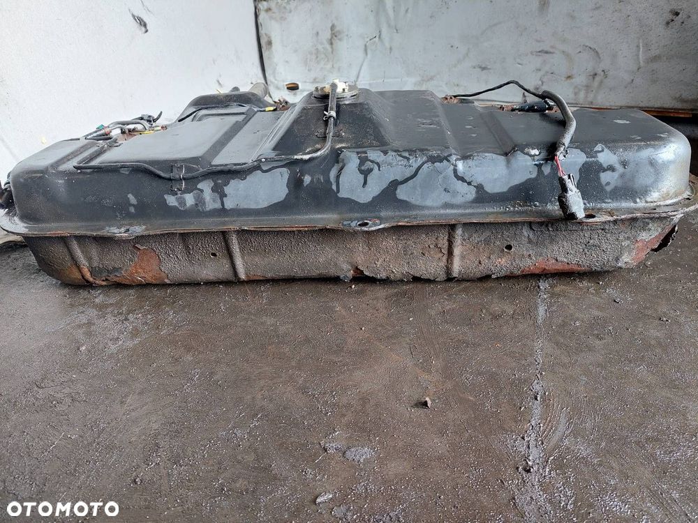 BAK ZBIORNIK PALIWA + POMPKA METALOWY KIA JOICE I 2.0 B - 4