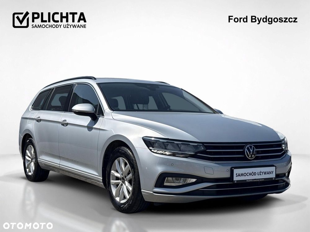Volkswagen Passat - 8