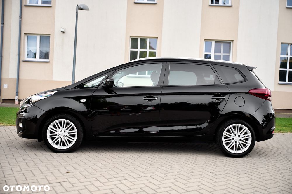 Kia Carens 1.6 GDI Dream-Team Edition - 15