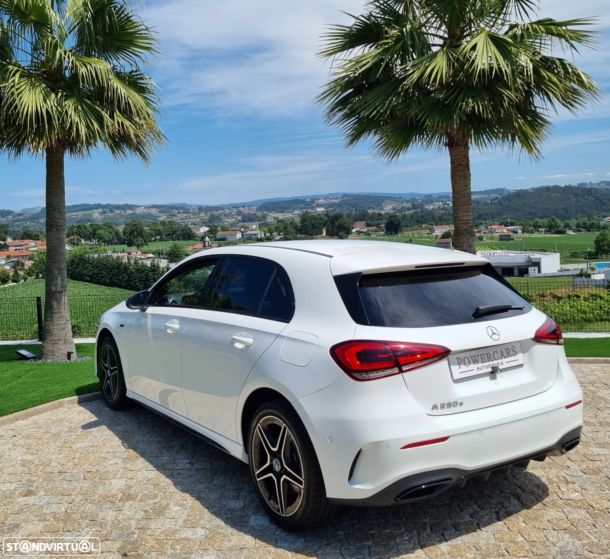 Mercedes-Benz A 250 e AMG Line - 5