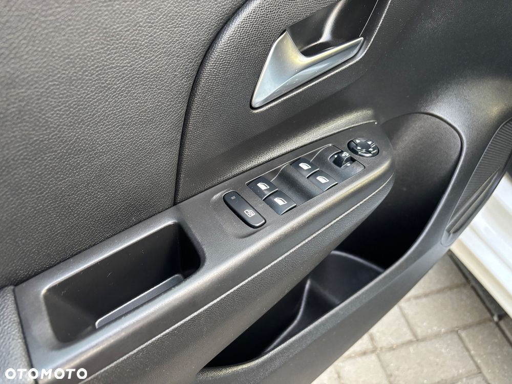 Opel Corsa 1.2 Direct Injection Turbo Start/Stop Elegance - 9