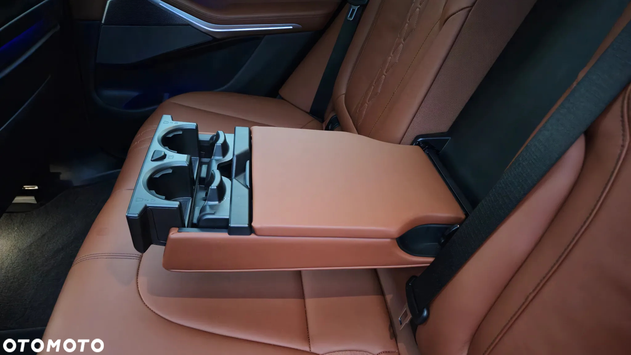 BMW X5 M M50i - 21