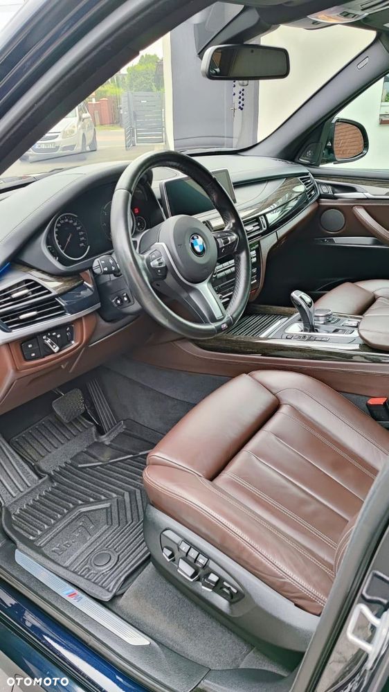 BMW X5 xDrive40d - 14