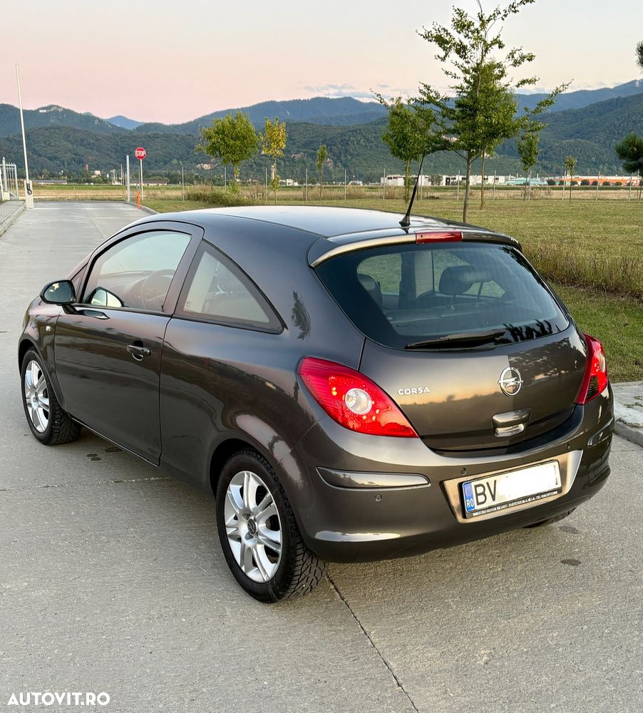 Opel Corsa 1.4 Sport - 4