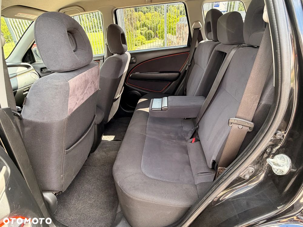 Mitsubishi Outlander - 12