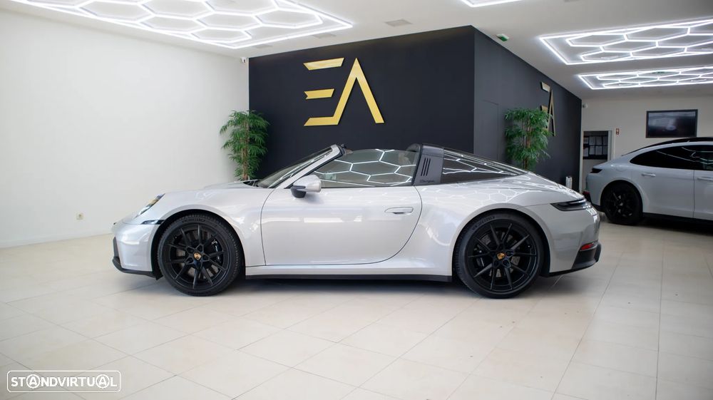 Porsche 911 (992) Targa 4 GTS - 2